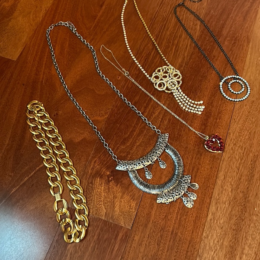 Bundle of Vintage costume necklaces